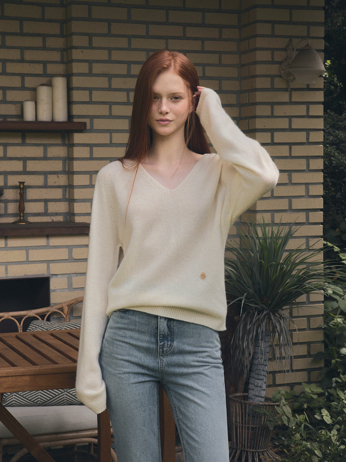 Longc Wool Pastel V-Neck Long-Sleeve Knit