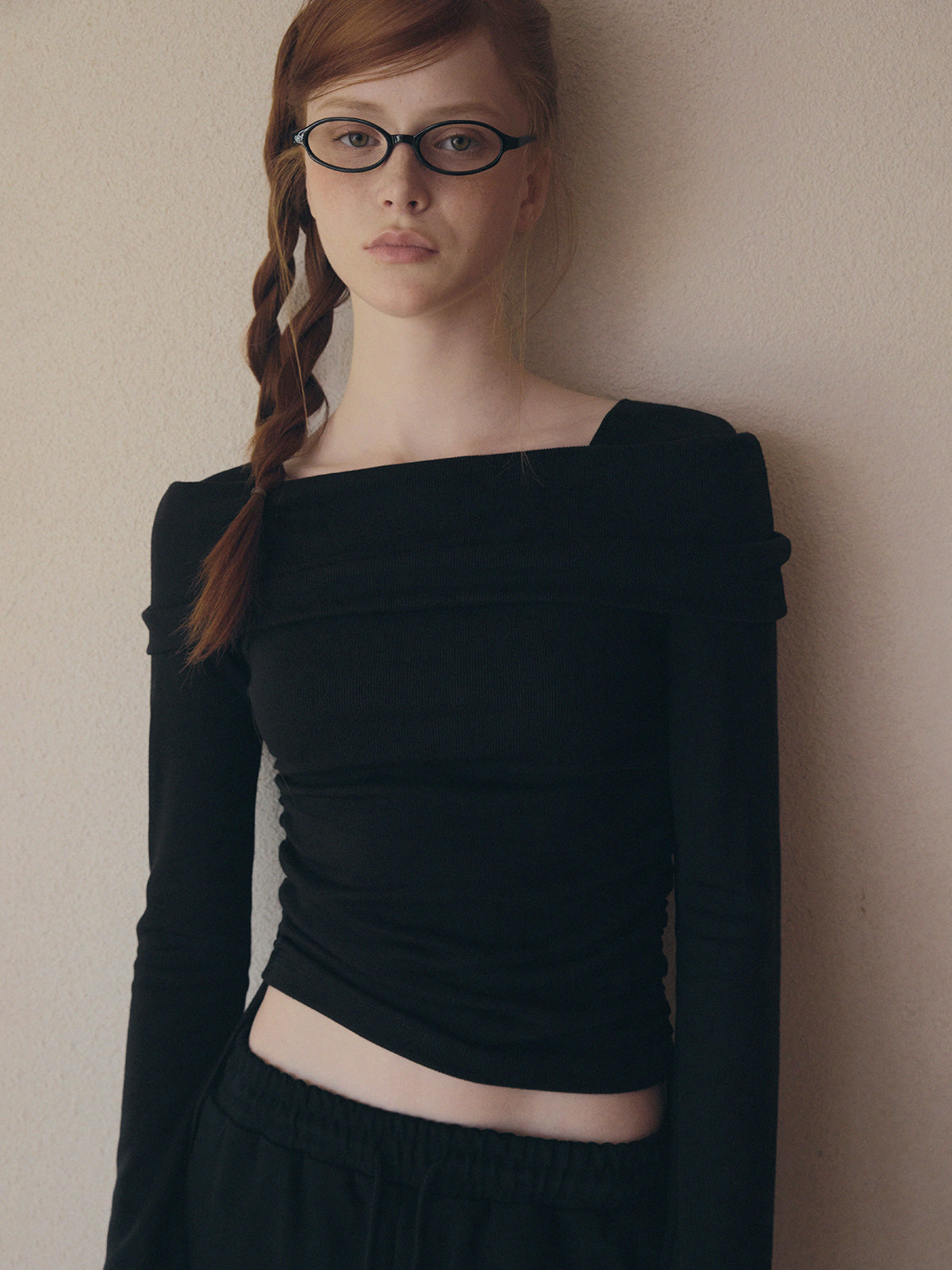Dwin 2-Way Drape Strap Long Sleeve Tee