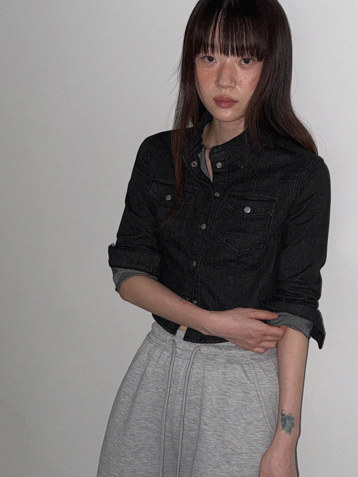 Mian Button Crop Denim Long-Sleeve Shirt