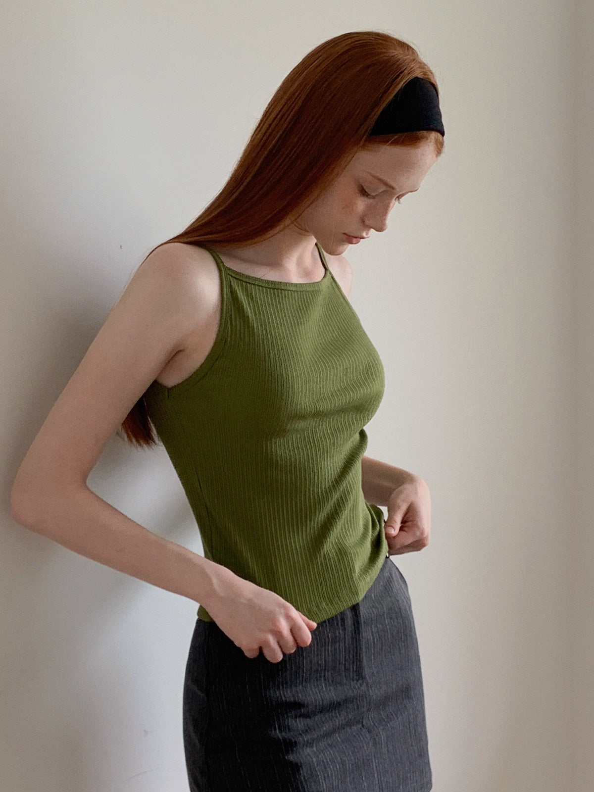 Urild Boat Neck Sleeveless Top