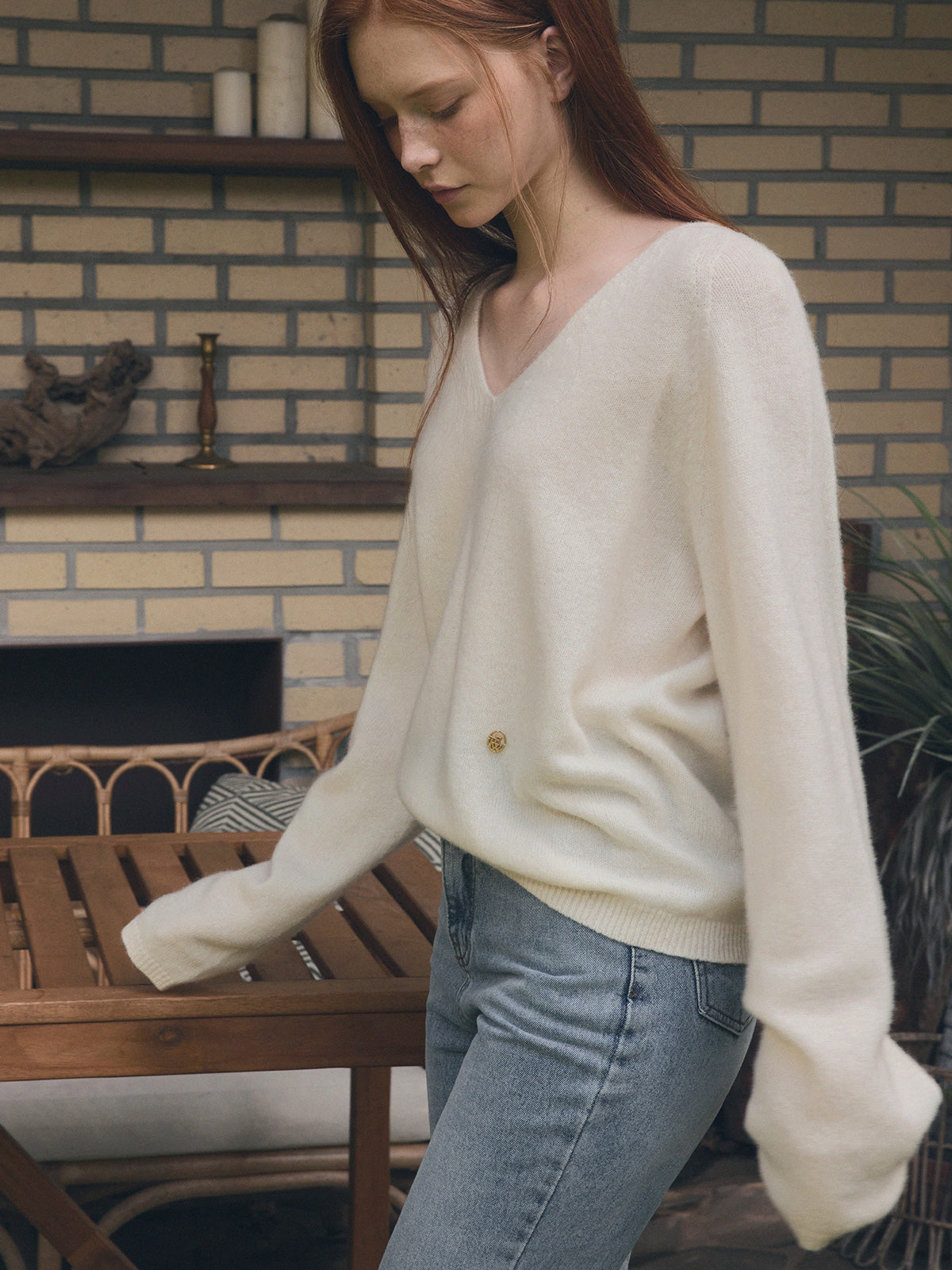 Longc Wool Pastel V-Neck Long-Sleeve Knit
