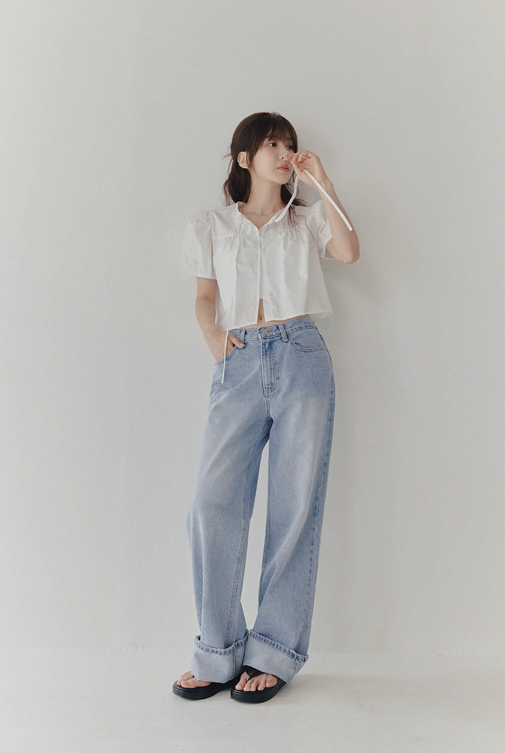 [TWEE] Peral Puff Button Blouse