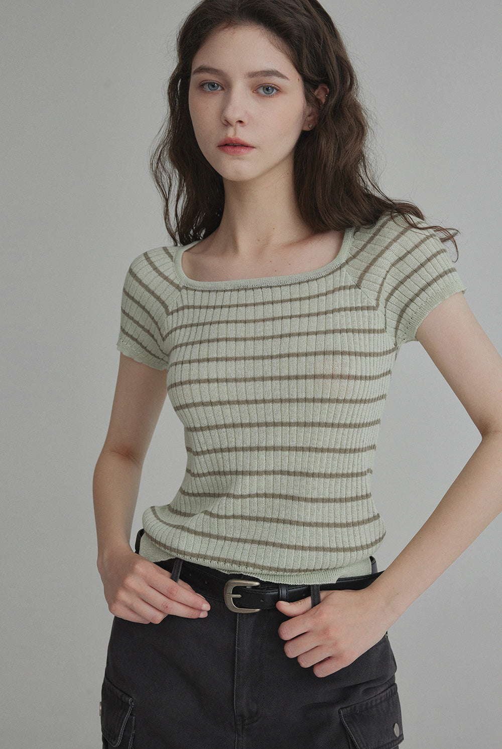 [TWEE] Owen Striped Back-Slit Knit-5