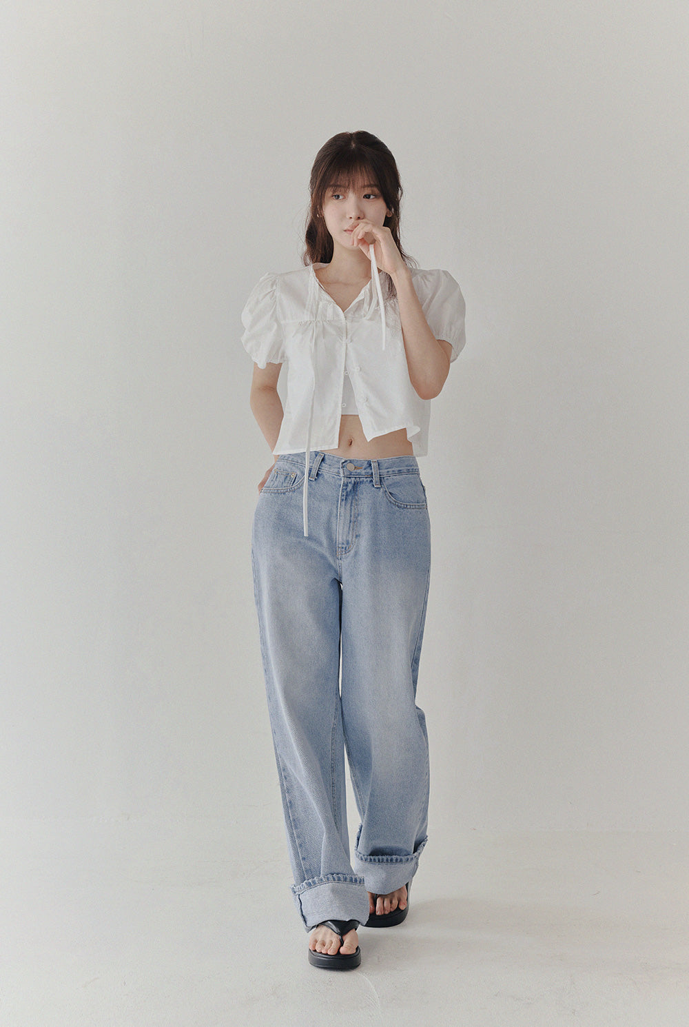 [TWEE] Peral Puff Button Blouse