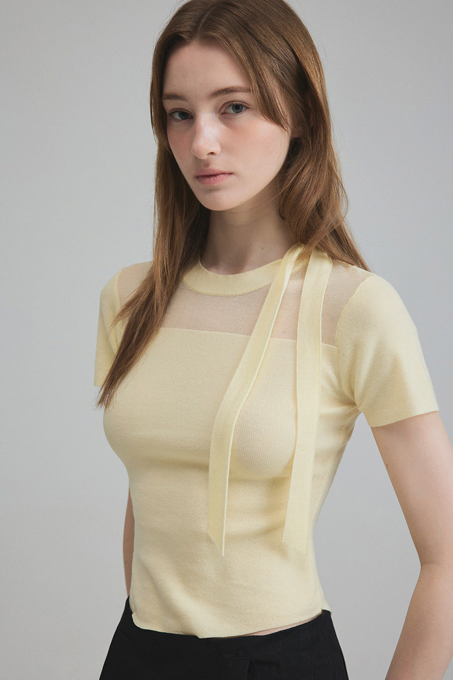 [TWEE] Mellive Sheer Contrast Slim Half Knit-1